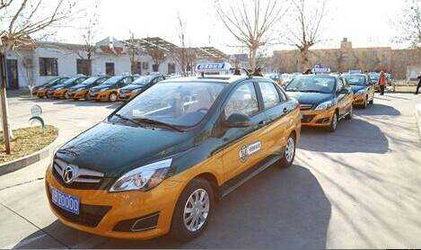 天津银建出租车公司（天津银建出租车公司管理费每月多钱）