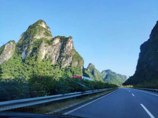 高速路最美的风景广西（广西风景最美的山）