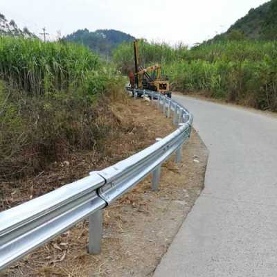 昭通高速路波形护栏安装（高速公路波形护栏安装多少钱一米）