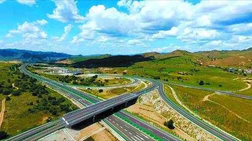 赤峰市在建高速路（涪陵在建的高速路）