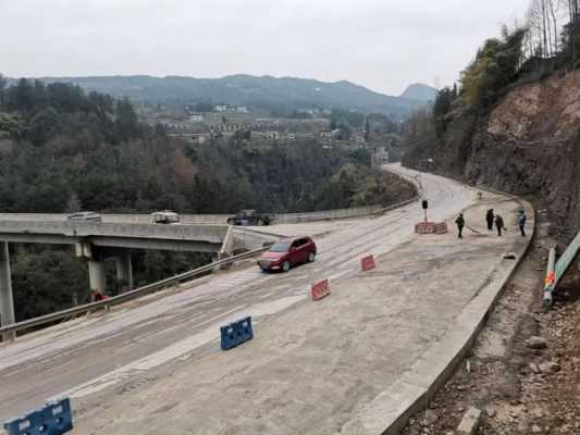 万州高速路防疫电话（万州高速路口封路了吗）