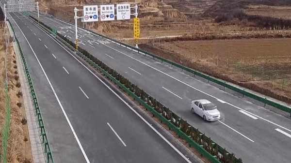 西安至陕北高速路封了吗（陕西高速路封路了吗）