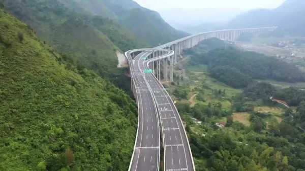 贵州的高速路掉头吗（贵州高速公路掉头在哪里）