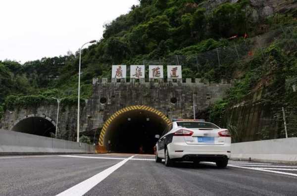 万州到酉阳的高速路（万州至酉阳）